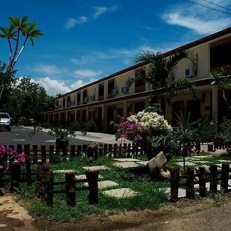 Putra Putri Lodge Kangar Bagian luar foto